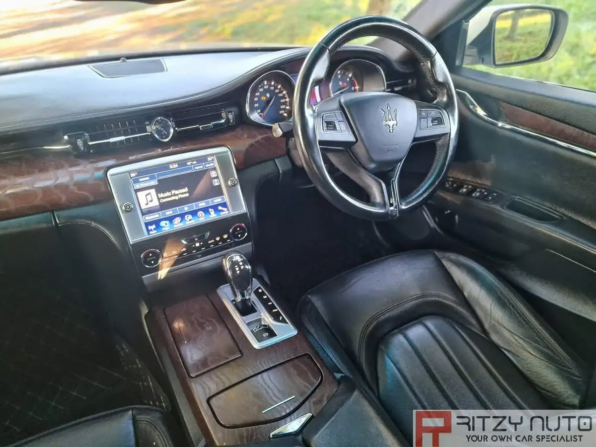 2016-maserati-quattroporte-30td-big-40