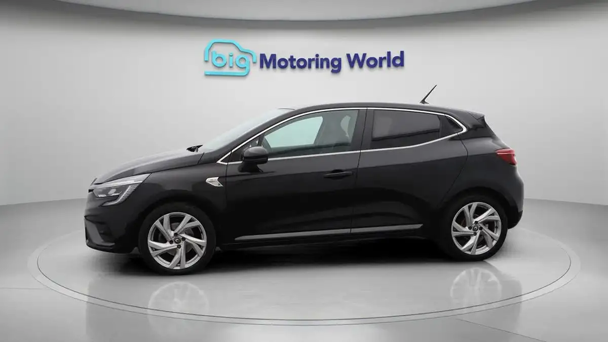 2020-renault-clio-13-tce-rs-line-big-4