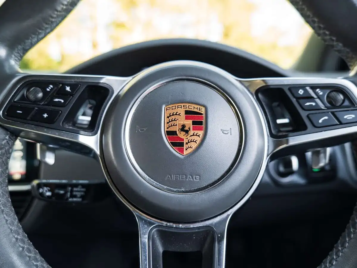 2018-porsche-cayenne-30-v6-big-24