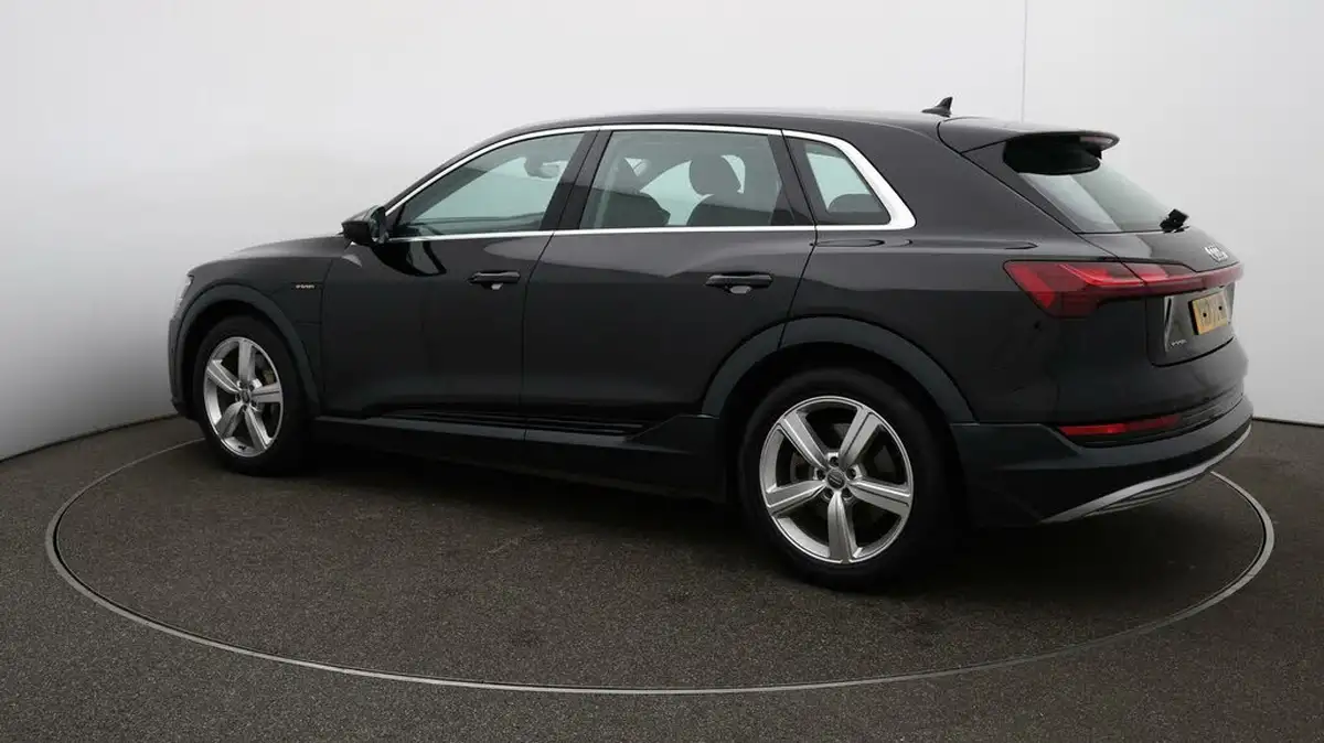 2020-audi-e-tron-50e-technik-big-38