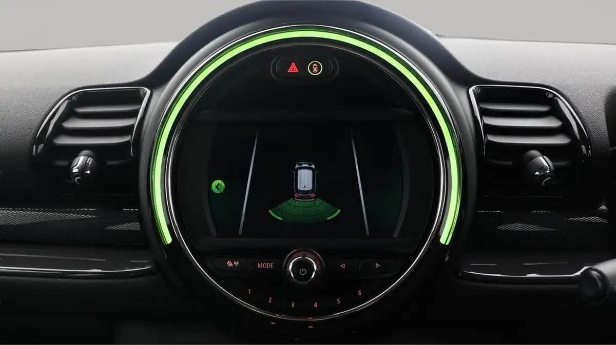 2019-mini-clubman-15-cooper-classic-134bhp-auto-big-24