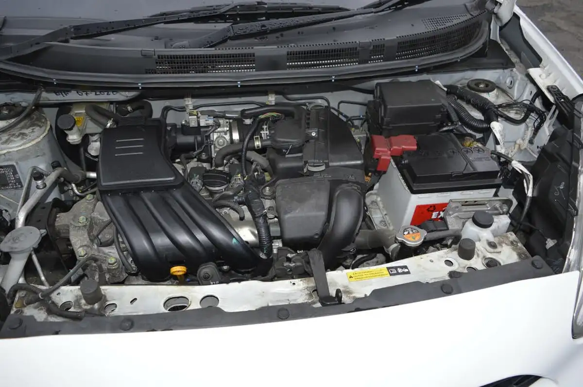 2016-nissan-micra-12-acenta-cvt-big-17
