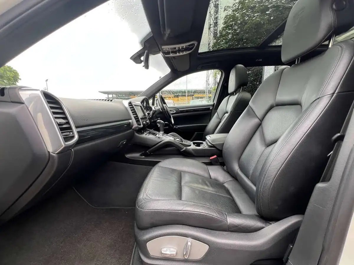 2011-porsche-cayenne-30td-245bhp-awd-tiptronic-s-big-36