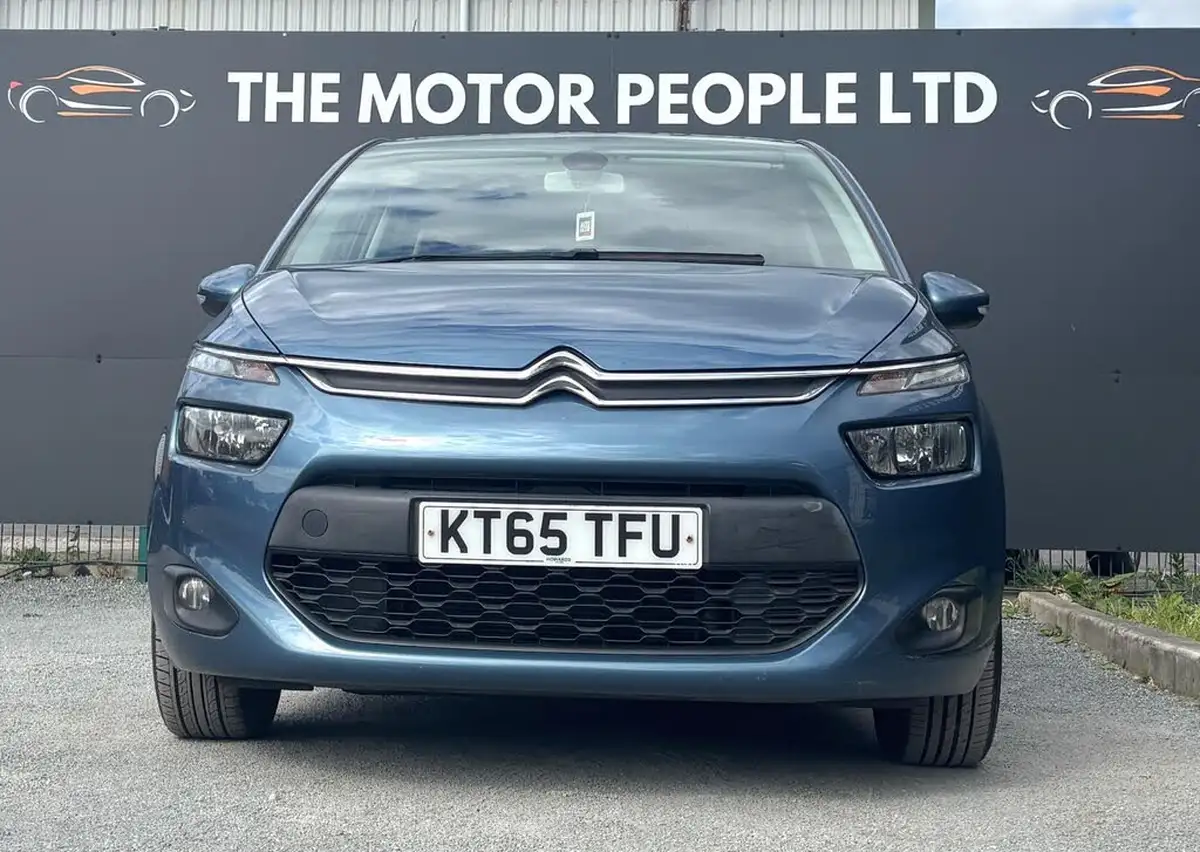 2016-citroen-c4-picasso-16bluehdi-vtr-120ps-big-2