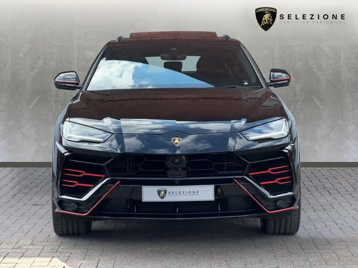 2022-lamborghini-urus-40-no-trim-big-4