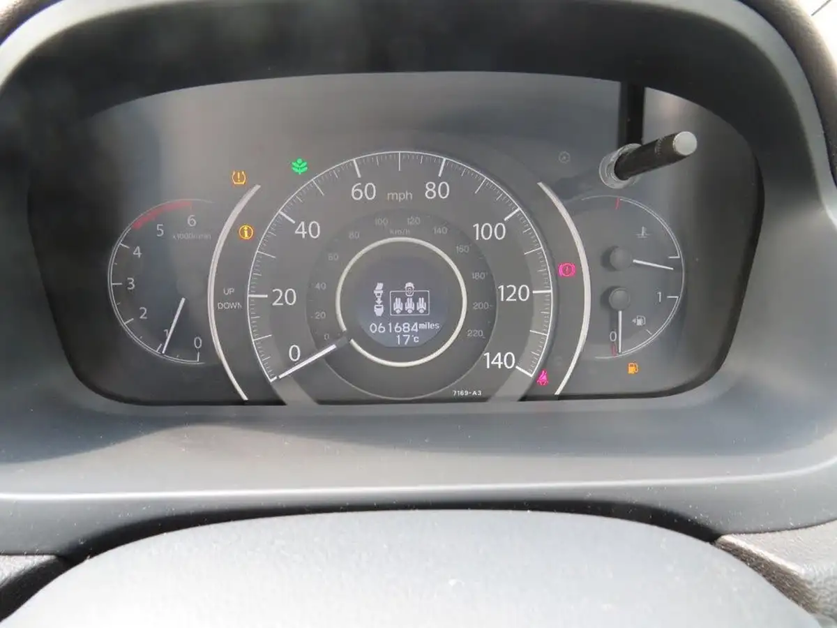 2016-honda-cr-v-16-i-dtec-se-honda-connect-120ps-big-9