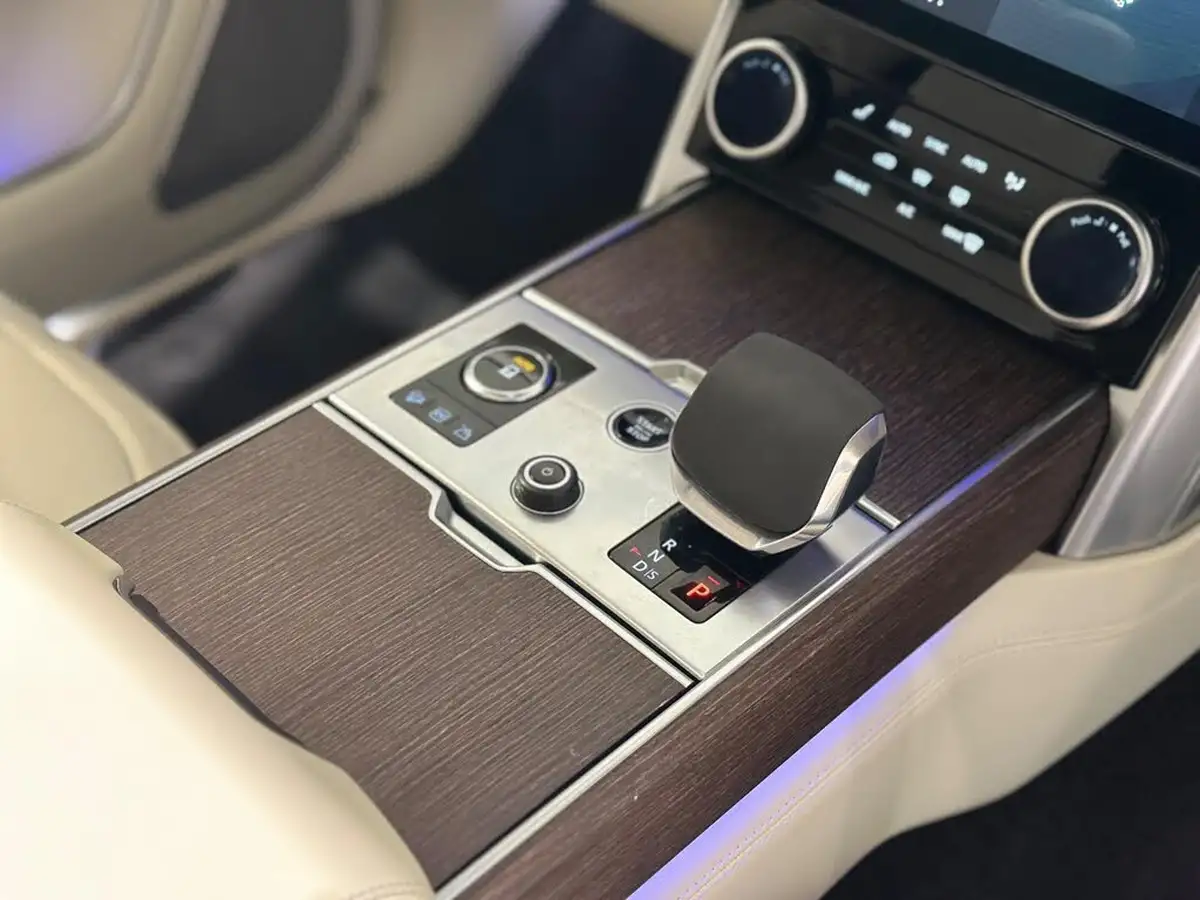 2022-land-rover-range-rover-30-p440e-autobiography-big-52
