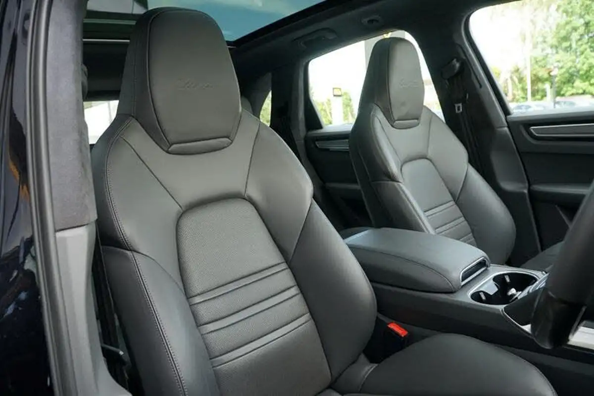 2019-porsche-cayenne-40-v8-turbo-coupe-big-17
