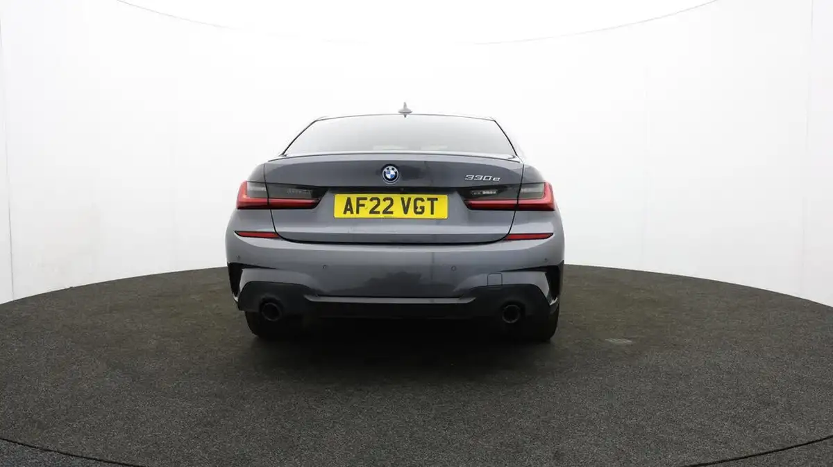 2022-bmw-3-series-20-330e-m-sport-pro-pack-saloon-4d-big-48