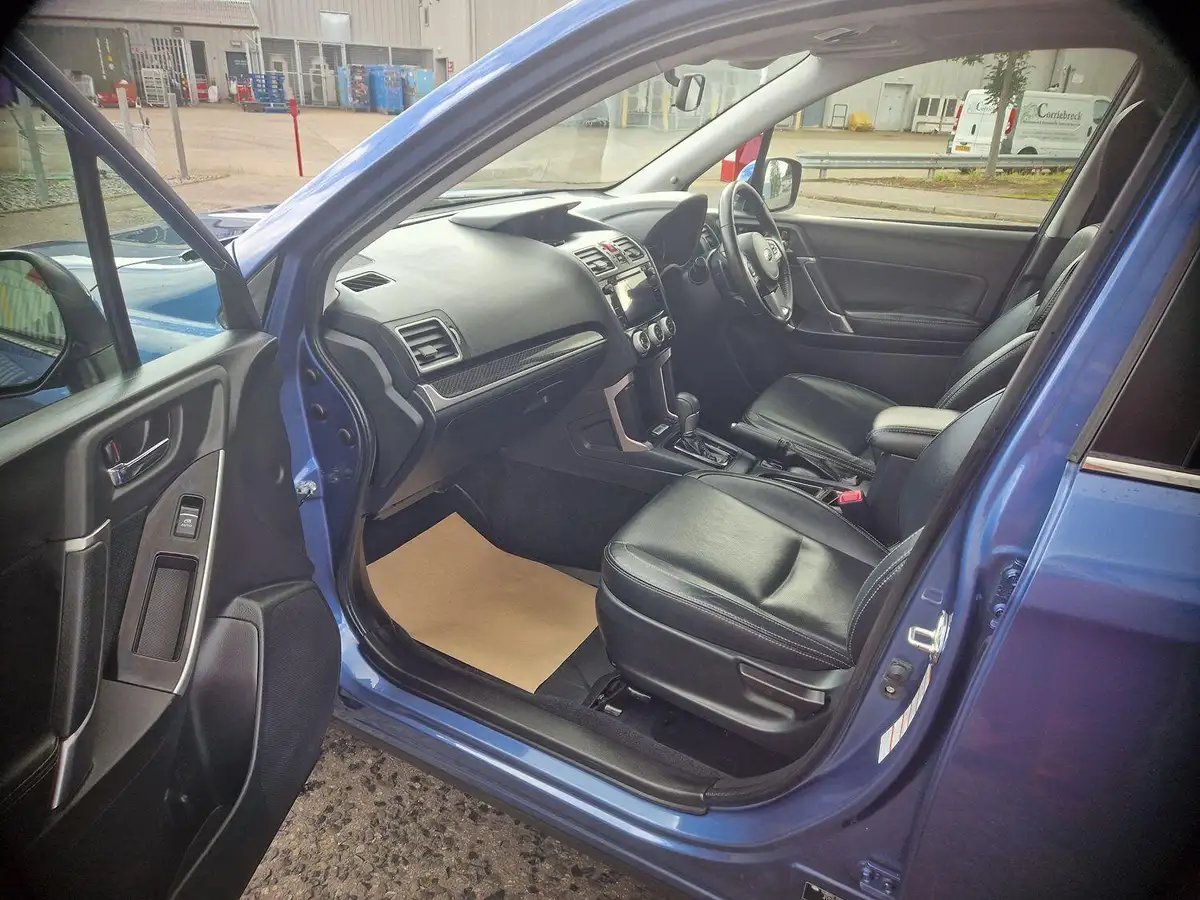 2019-subaru-forester-20-xe-premium-big-6
