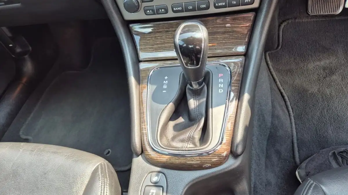 2009-jaguar-x-type-22td-se-dpf-saloon-4d-auto-big-3