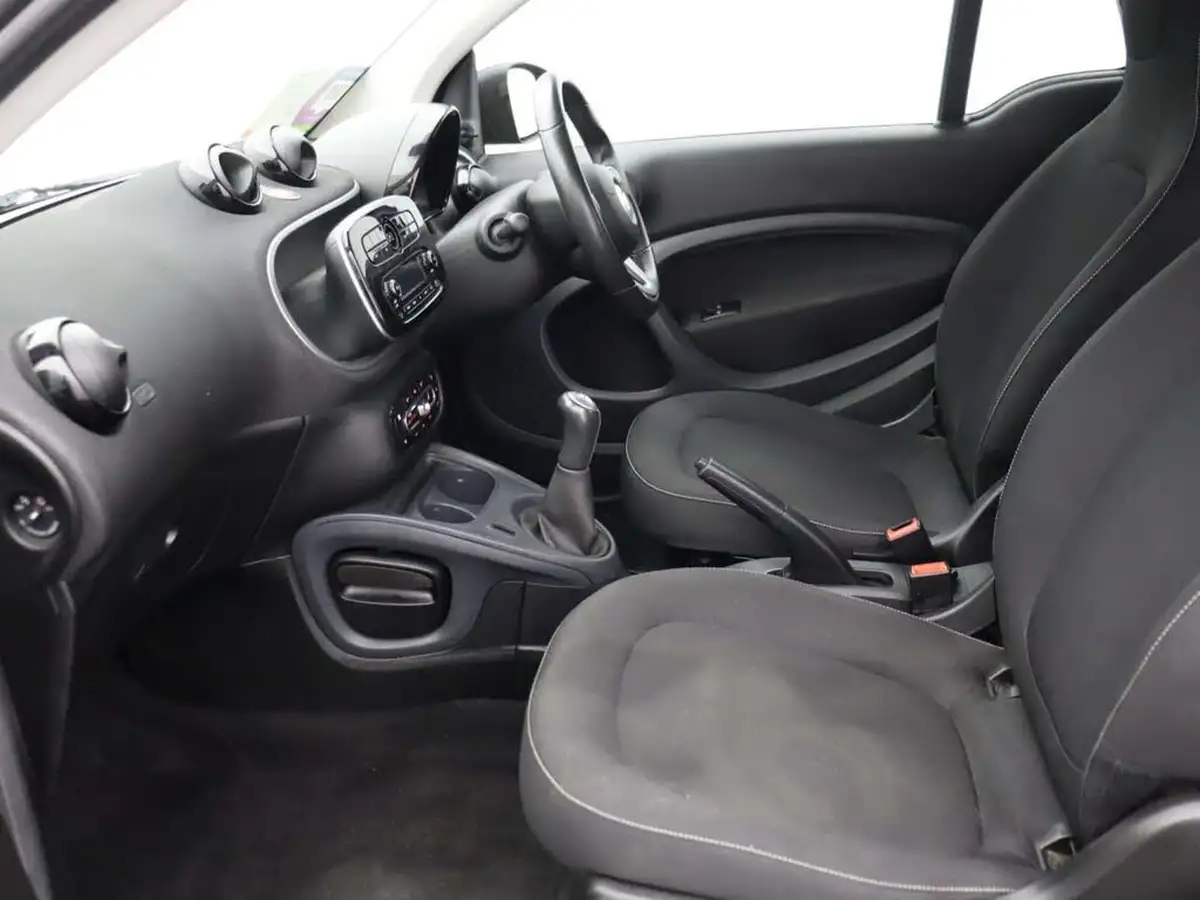2018-smart-fortwo-10-passion-70bhp-ss-coupe-big-12