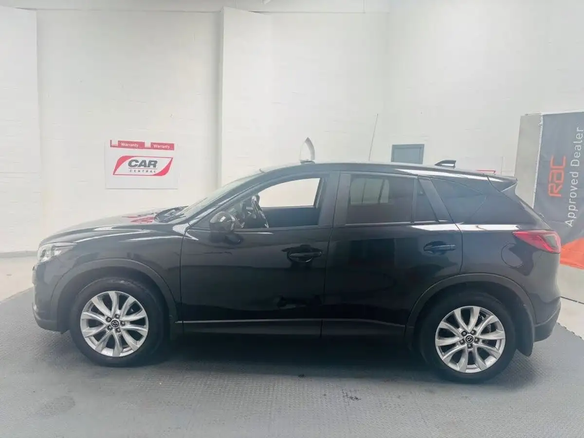2015-mazda-cx-5-22td-sport-nav-175ps-awd-big-2