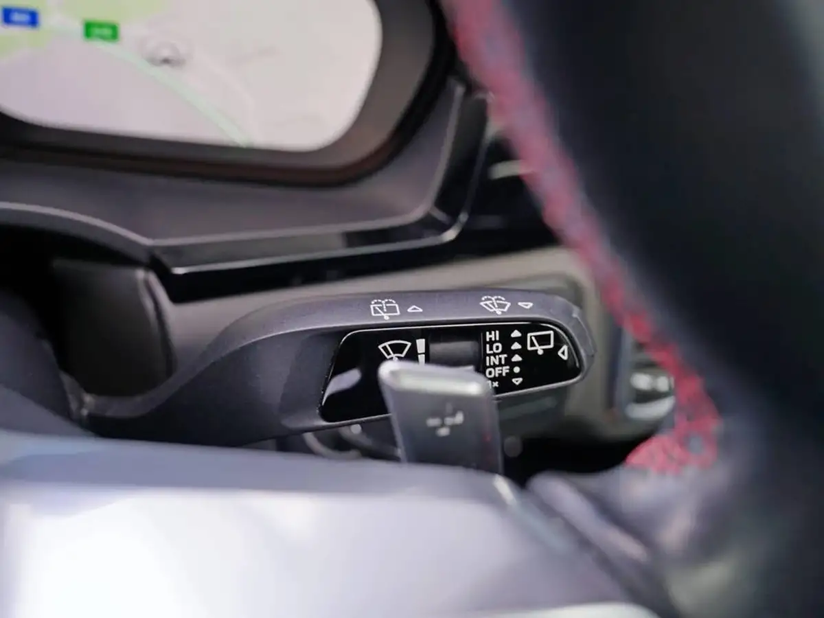 2022-porsche-cayenne-30-v6-e-hybrid-platinum-edition-462ps-station-wagon-big-32