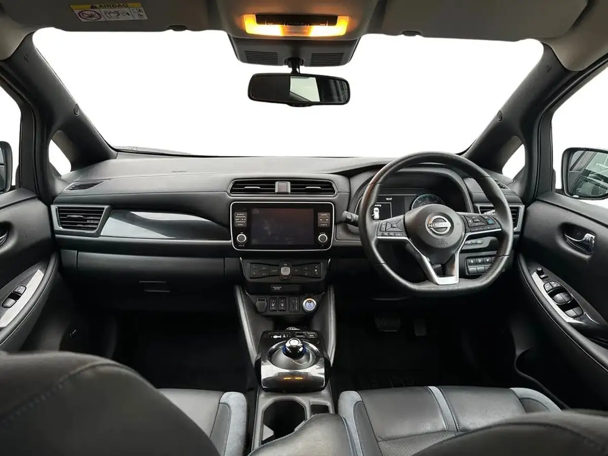 2024-nissan-leaf-e-tekna-39kwh-big-9