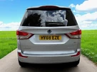 2018-kgm-ssangyong-turismo-22td-ex-auto-small-6
