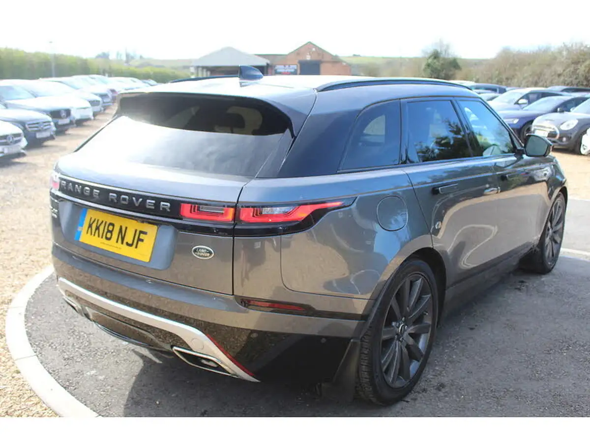 2018-land-rover-range-rover-velar-30-d300-r-dynamic-hse-ss-big-11