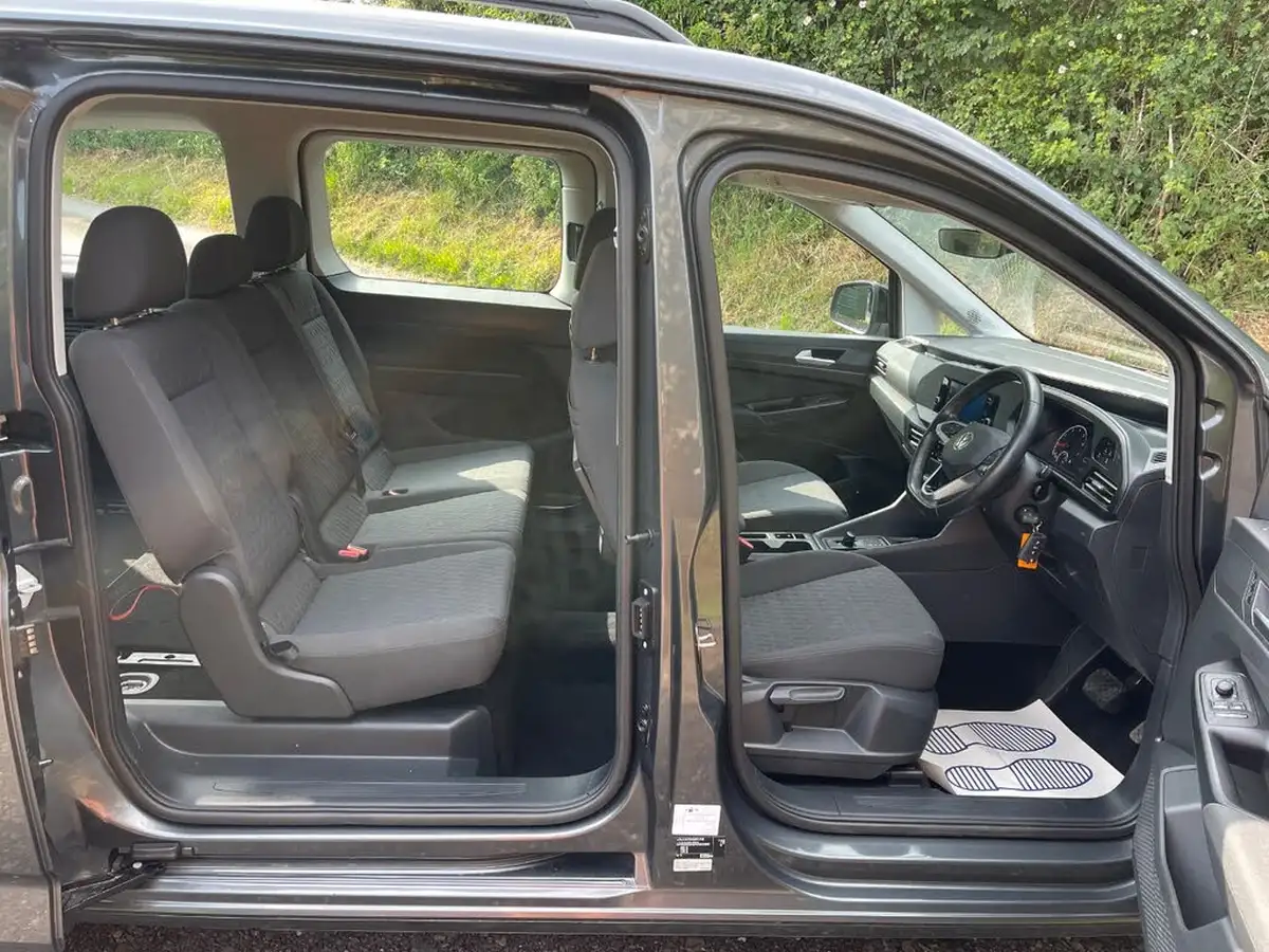 2023-volkswagen-caddy-15-tsi-maxi-life-big-13