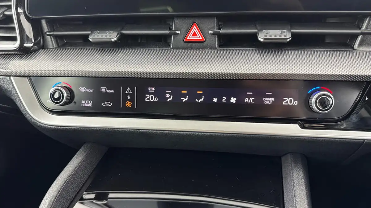 2023-kia-sportage-16-t-gdi-3-261bhp-awd-phev-auto-big-16
