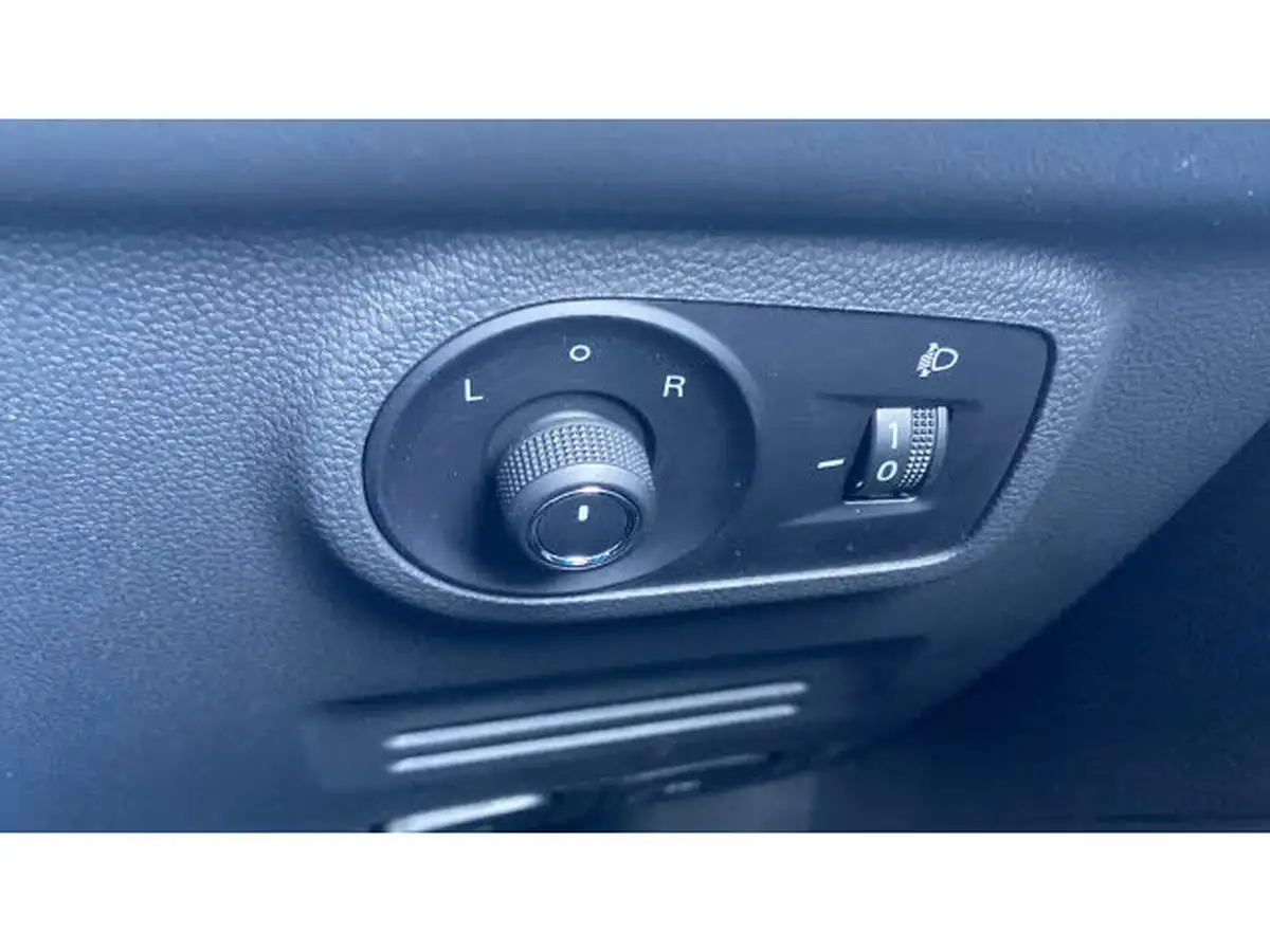 2024-mg-zs-suv-15-vti-tech-exclusive-big-42