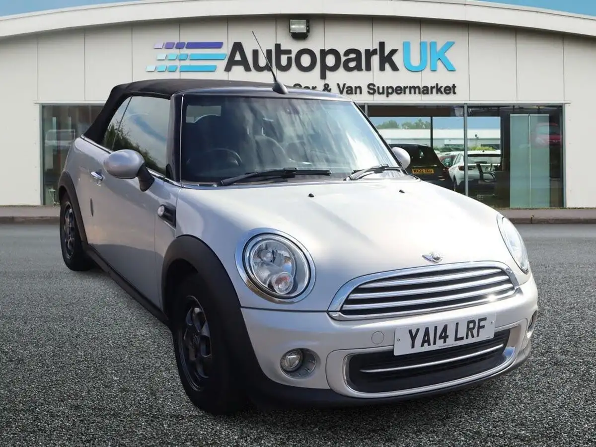2014-mini-cooper-16-cooper-122bhp-convertible-2d-big-10