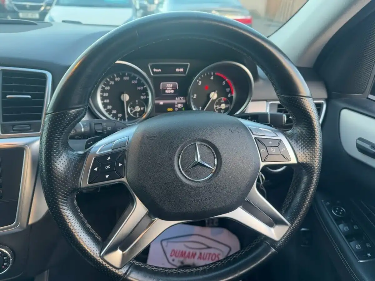 2013-mercedes-benz-m-class-21cdi-ml250-bluetec-amg-sport-big-10