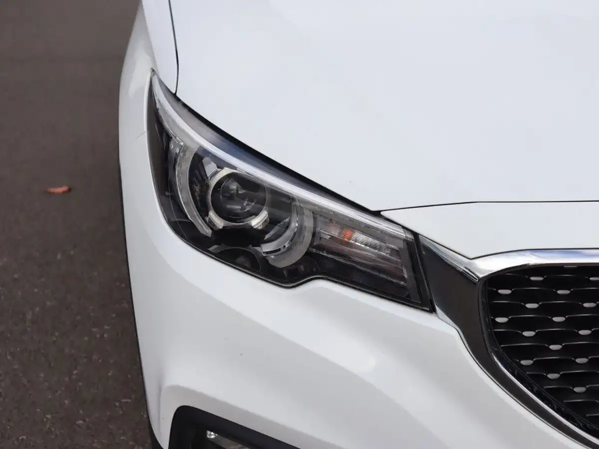 2019-mg-zs-suv-15-vti-tech-excite-106ps-big-19