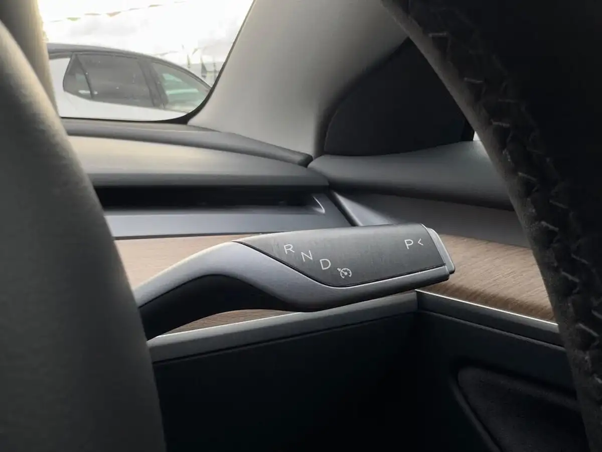 2021-tesla-model-3-e-standard-plus-big-45