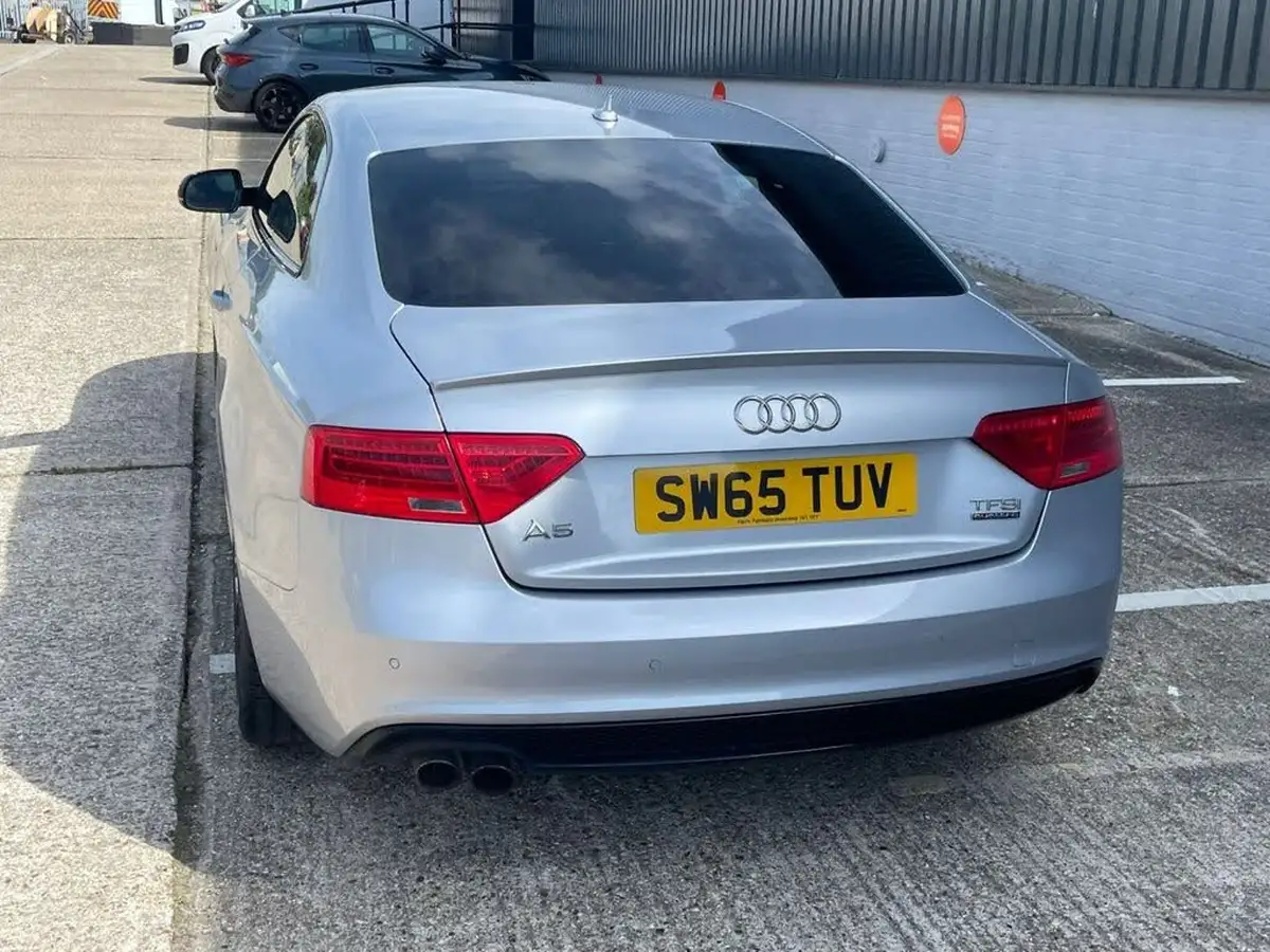 2015-audi-a5-20-tfsi-quattro-black-edition-plus-coupe-2d-big-68