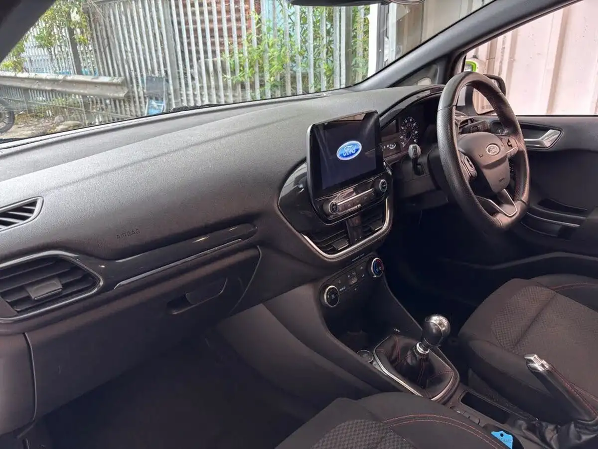 2019-ford-fiesta-10t-st-line-100ps-5d-big-26