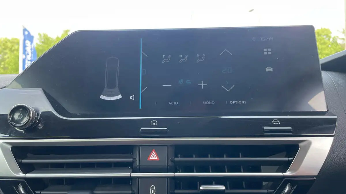 2022-citroen-c4-12-puretech-sense-big-28