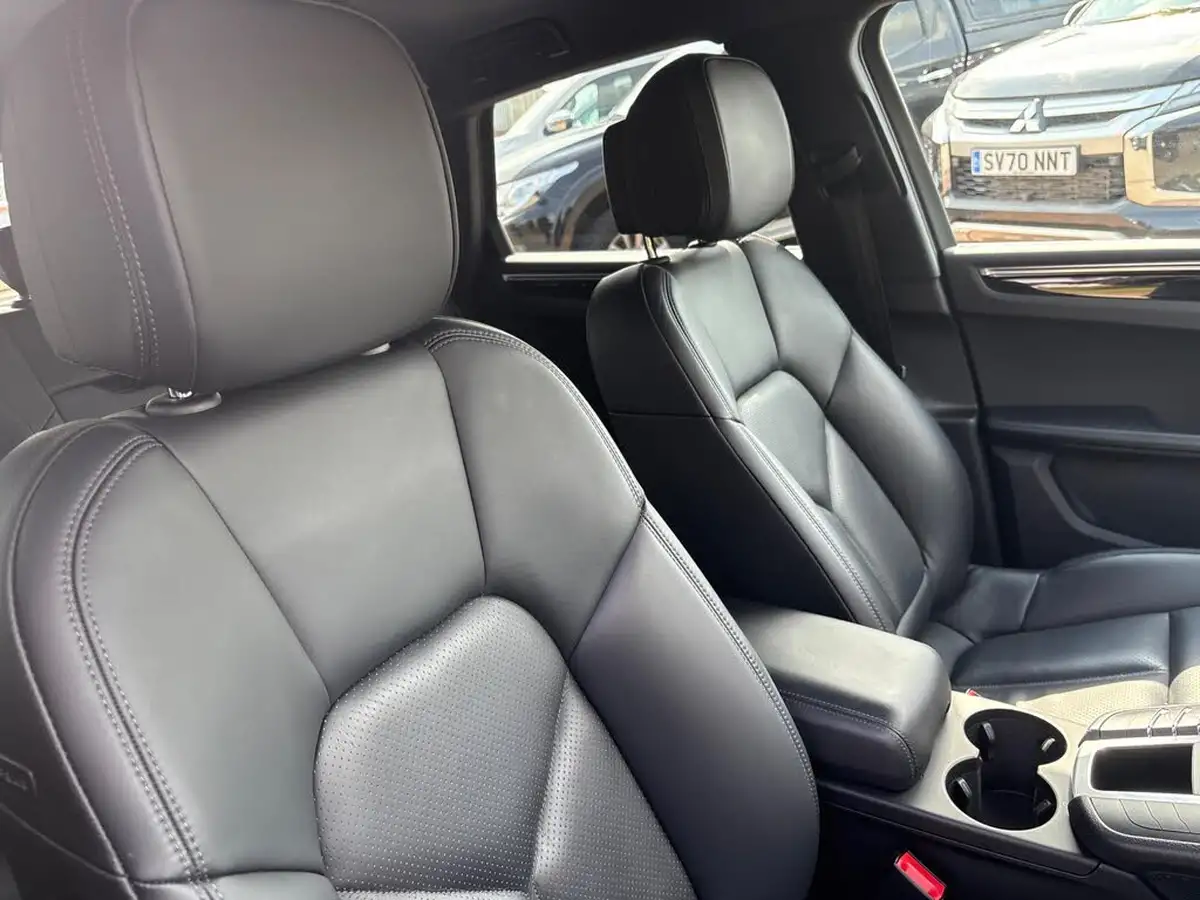 2019-porsche-macan-30-v6-s-big-27