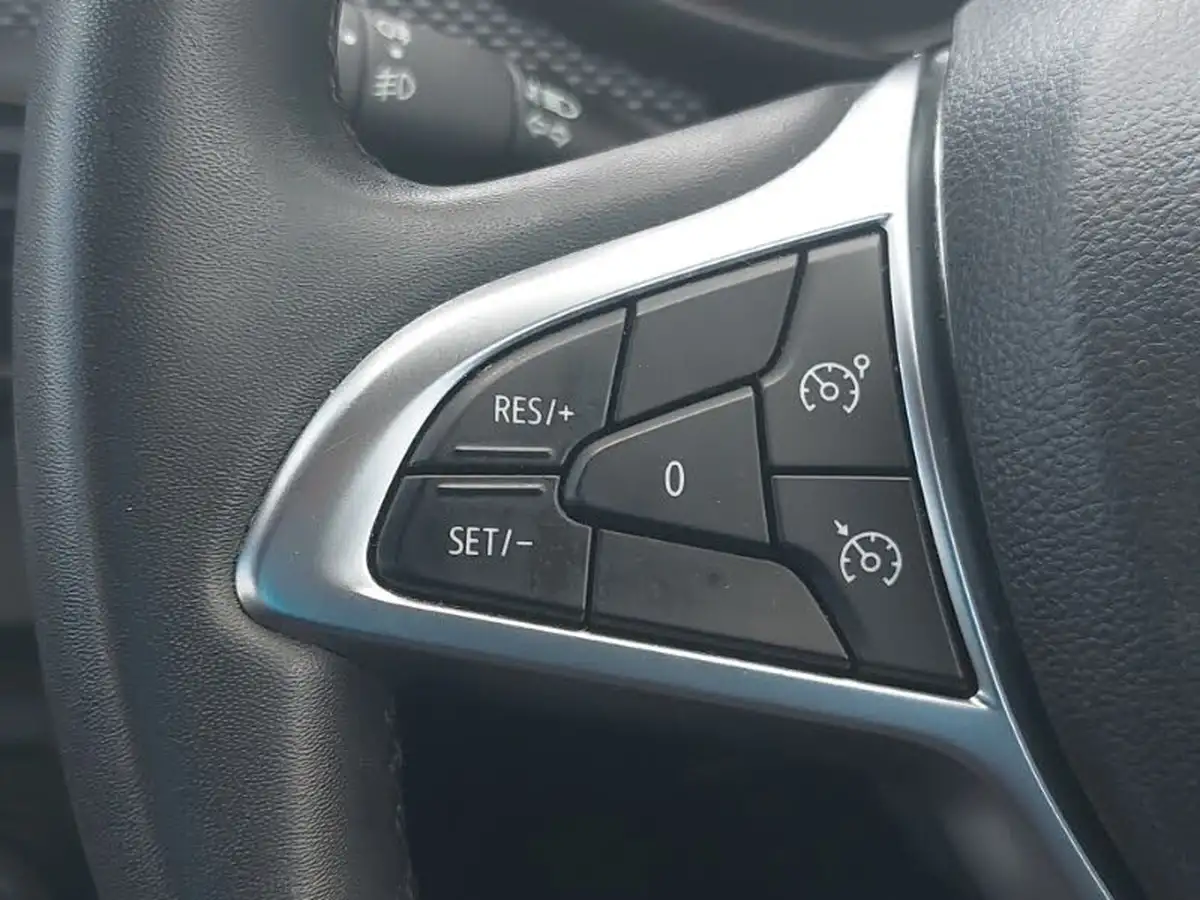 2021-dacia-sandero-10-tce-comfort-90bhp-big-15
