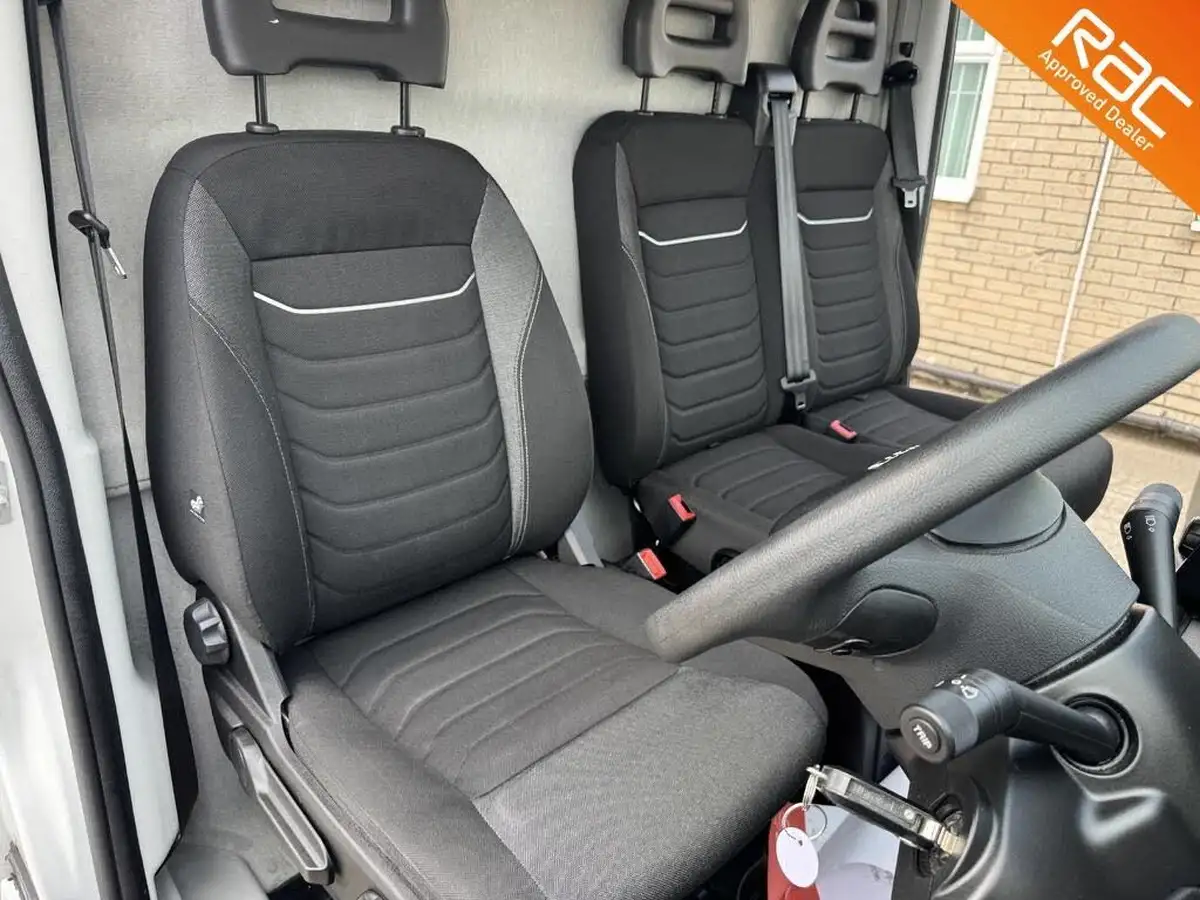 2023-iveco-daily-s-class-23td-35s14v-business-3520mm-h2-136pseu6dt-big-18
