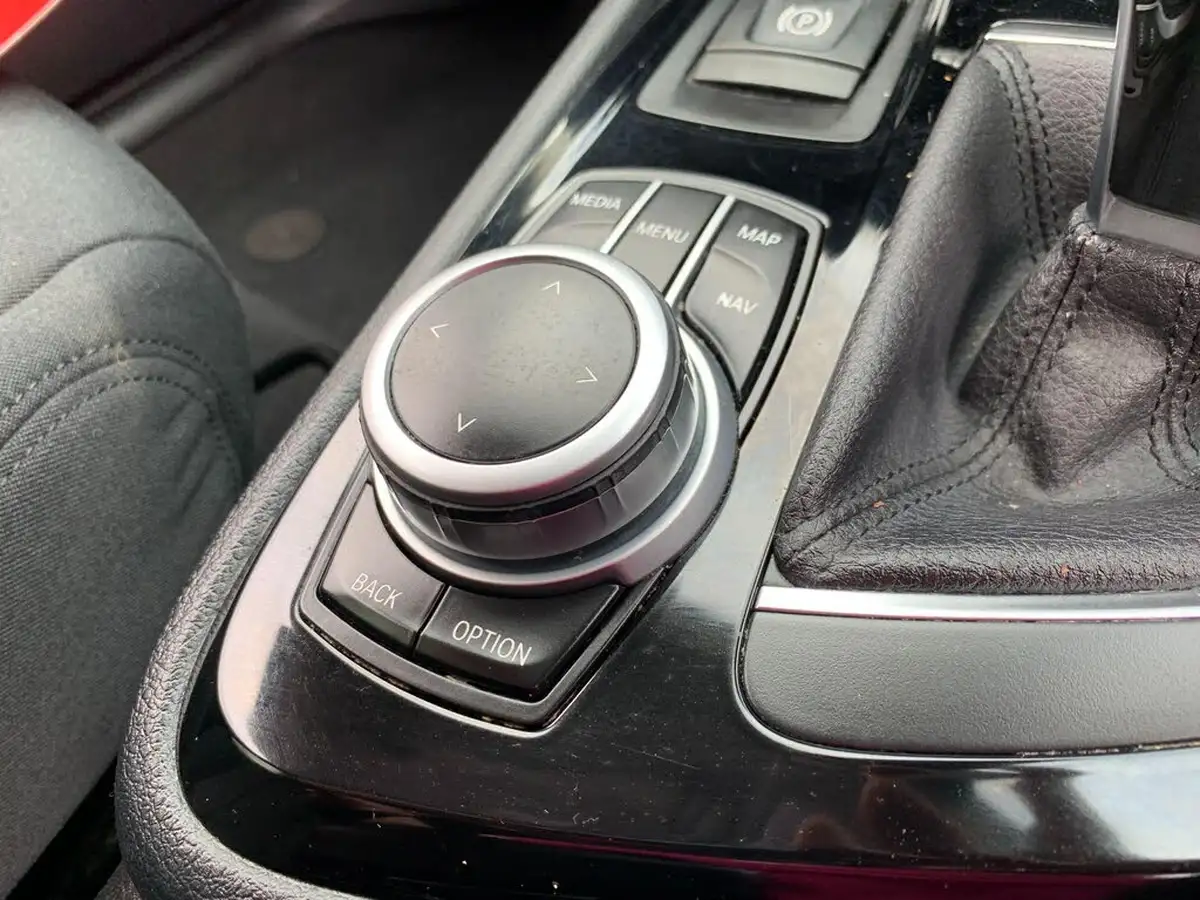 2020-bmw-2-series-15td-216d-se-gran-dct-big-9