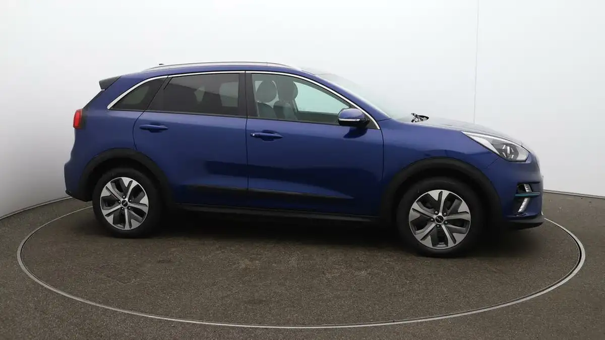 2022-kia-niro-ev-e-2-big-47
