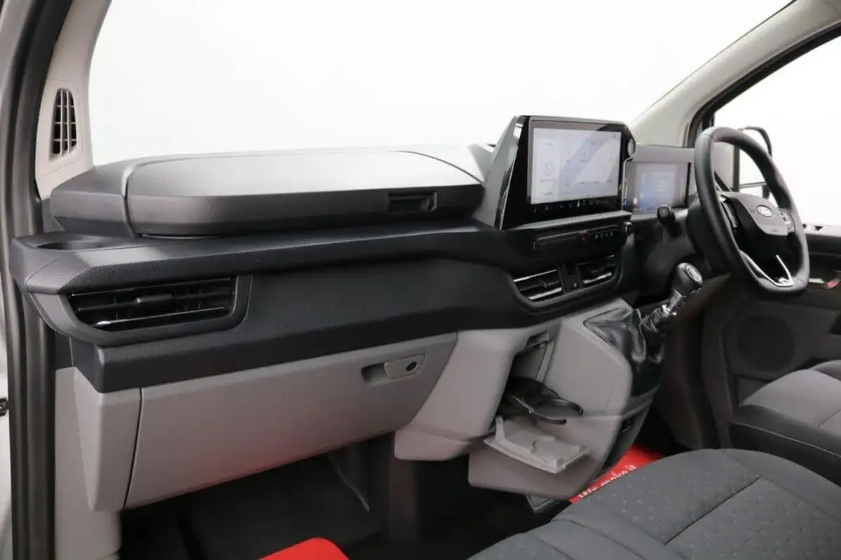 2023-ford-transit-custom-20tdci-300-l1h1-limited-136pseu6e-panel-van-1996cc-big-26