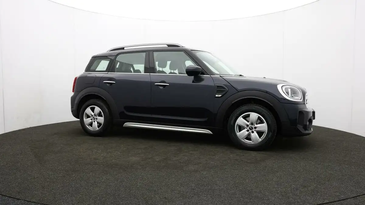 2021-mini-countryman-15-cooper-classic-big-35