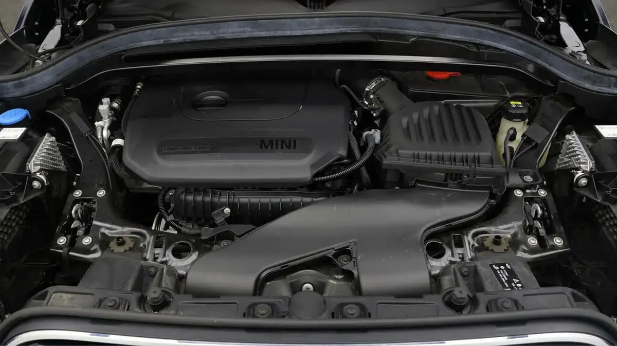 2021-mini-countryman-15-cooper-classic-big-19