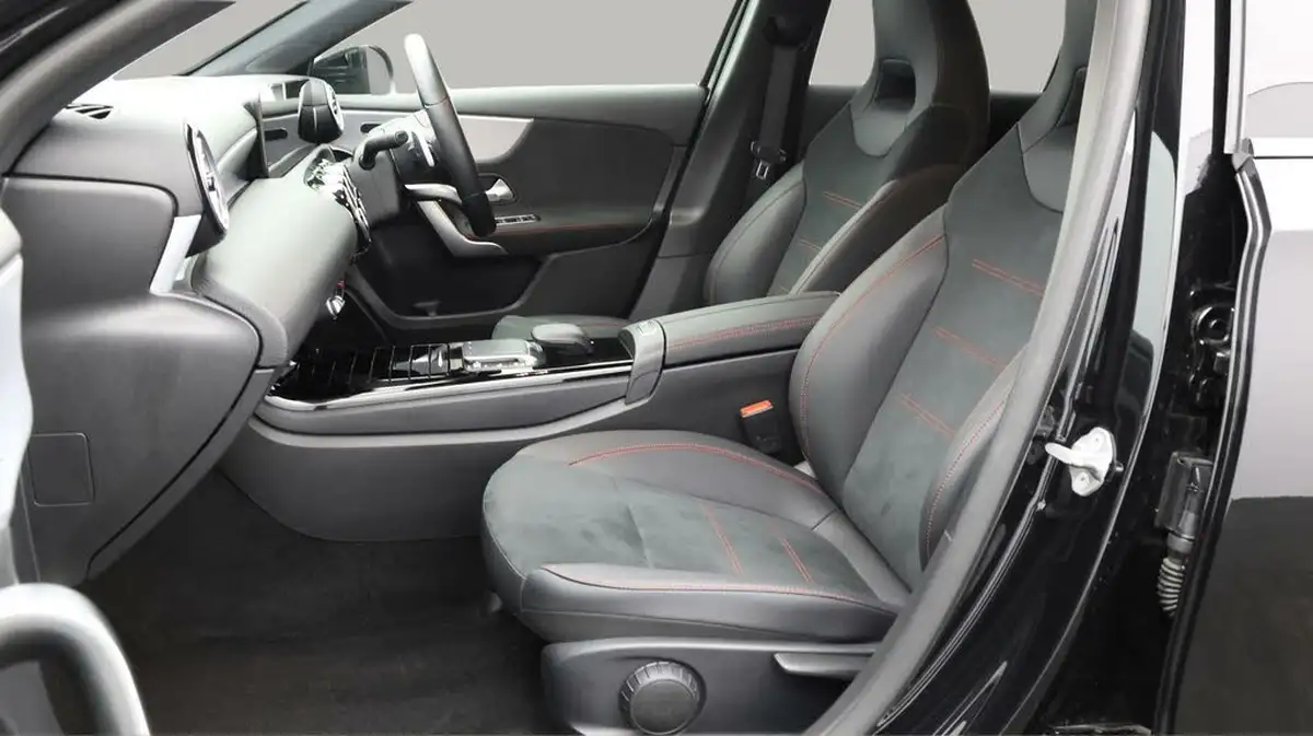2022-mercedes-benz-a-class-13-a180-amg-line-executive-hatchback-5d-7g-dct-big-14