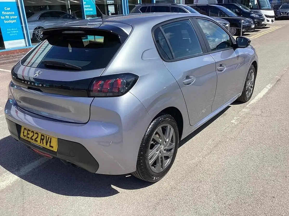 2022-peugeot-208-12-puretech-active-premium-75bhp-big-3