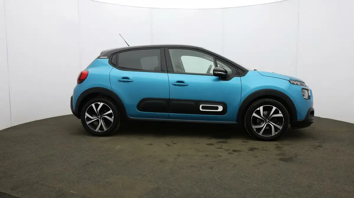 2023-citroen-c3-12-puretech-shine-plus-110ps-ss-eat6-big-44