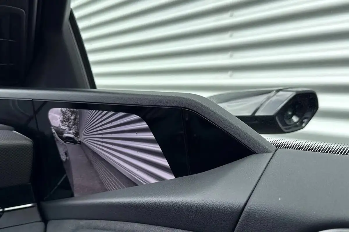 2025-audi-s6-e-tron-e-launch-edition-big-47
