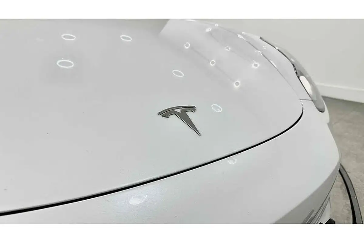 2020-tesla-model-3-e-standard-plus-big-19