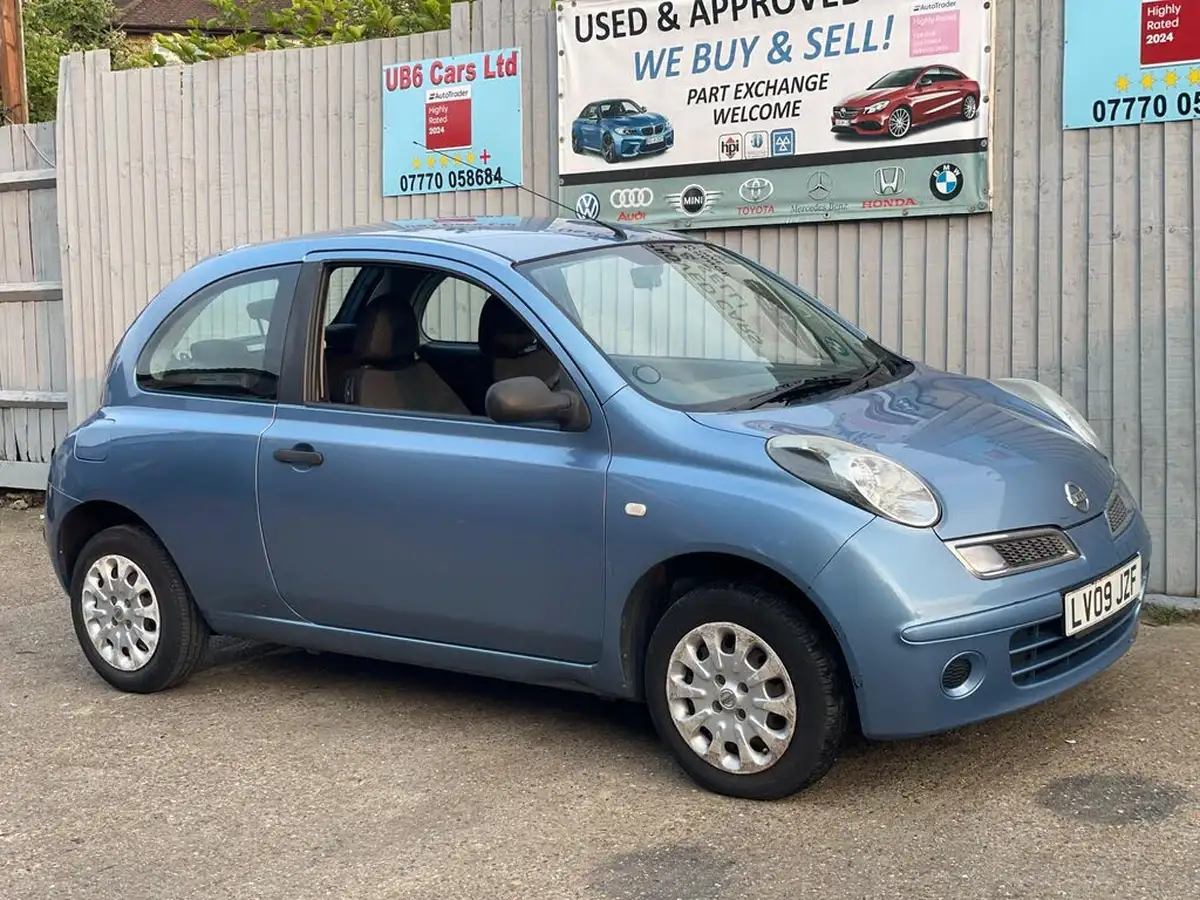 2009-nissan-micra-12-visia-3d-big-20