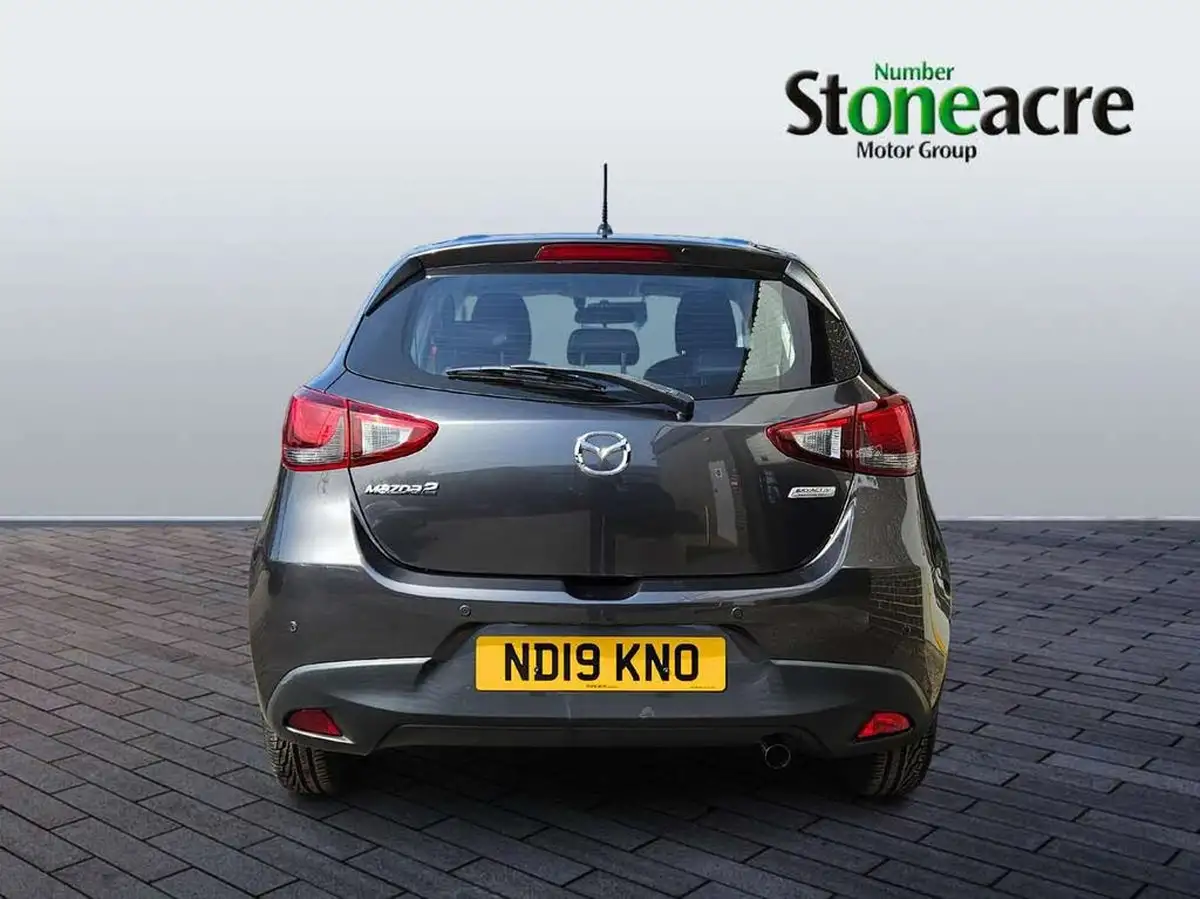 2019-mazda-mazda2-15-se-l-big-3
