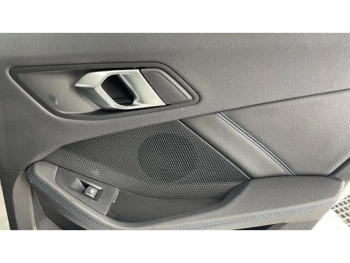 2024-bmw-2-series-15-218i-m-sport-coupe-4d-dct-big-43