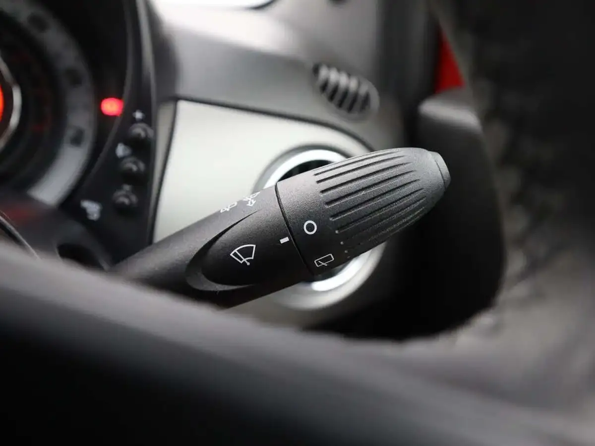 2018-fiat-500-12-s-big-37