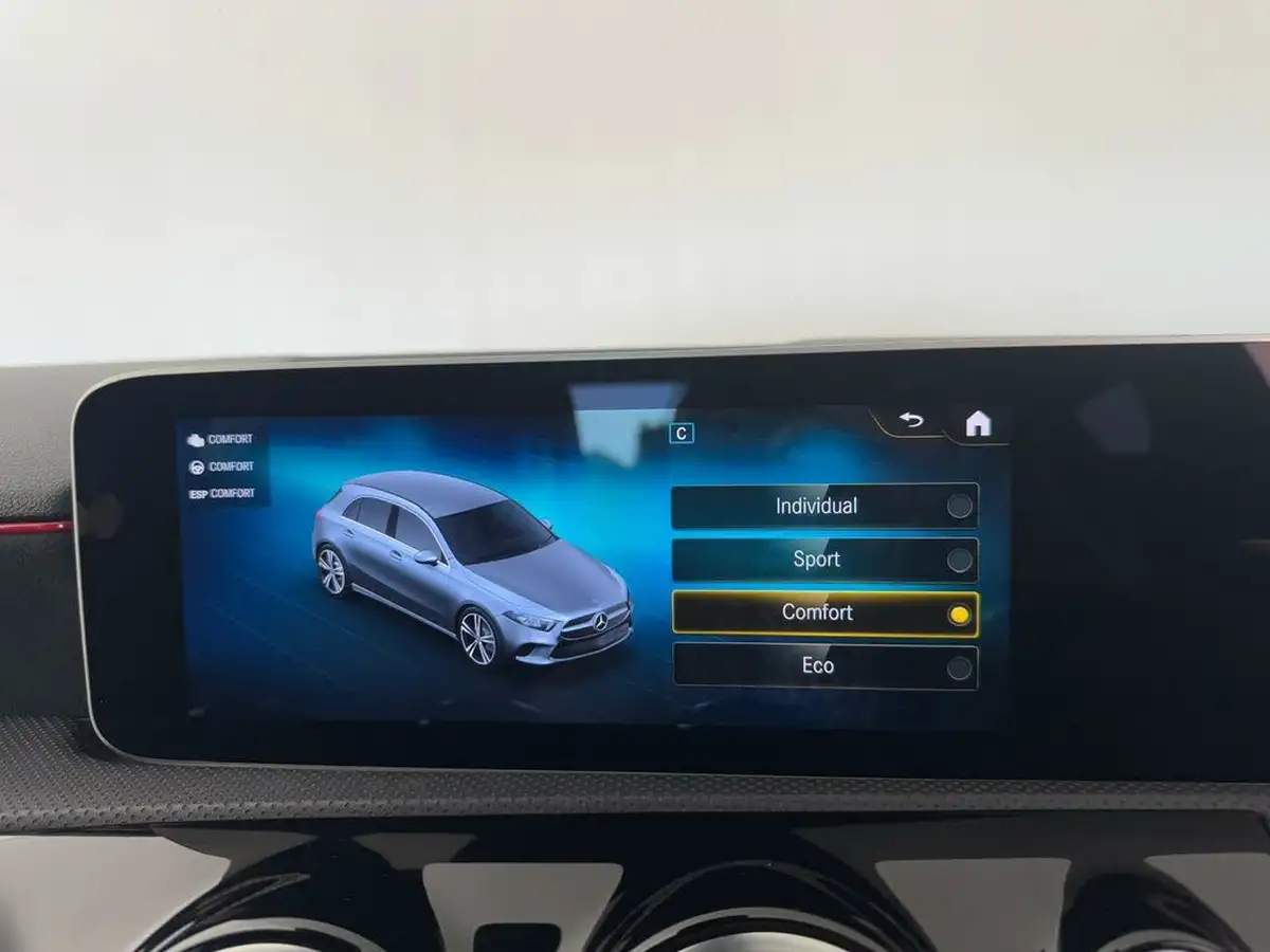 2020-mercedes-benz-a-class-13-a180-amg-line-executive-hatchback-5d-7g-dct-big-47