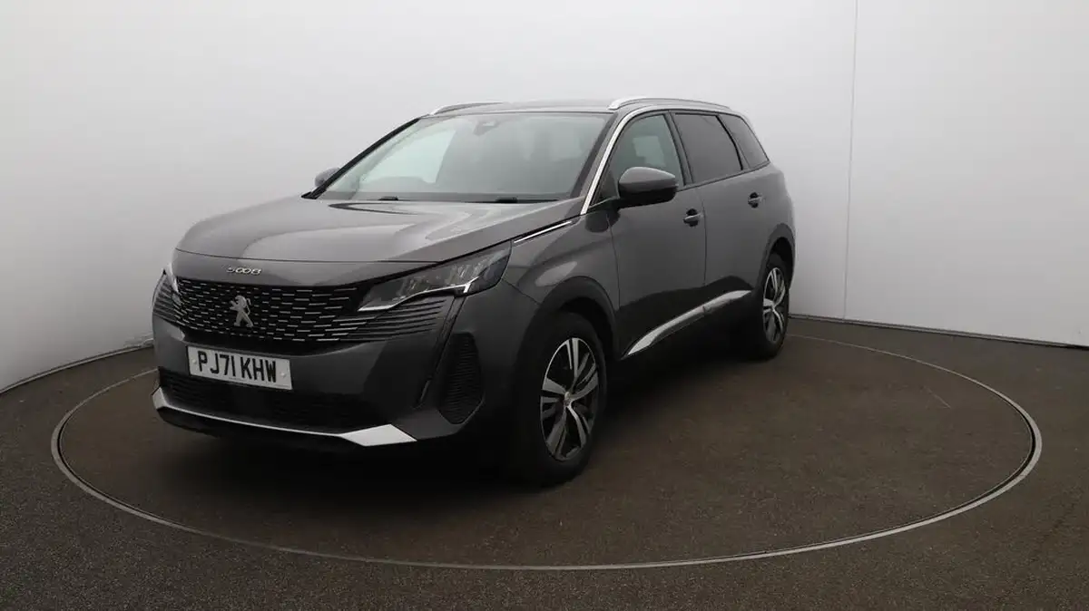 2021-peugeot-5008-suv-12-puretech-allure-premium-big-39